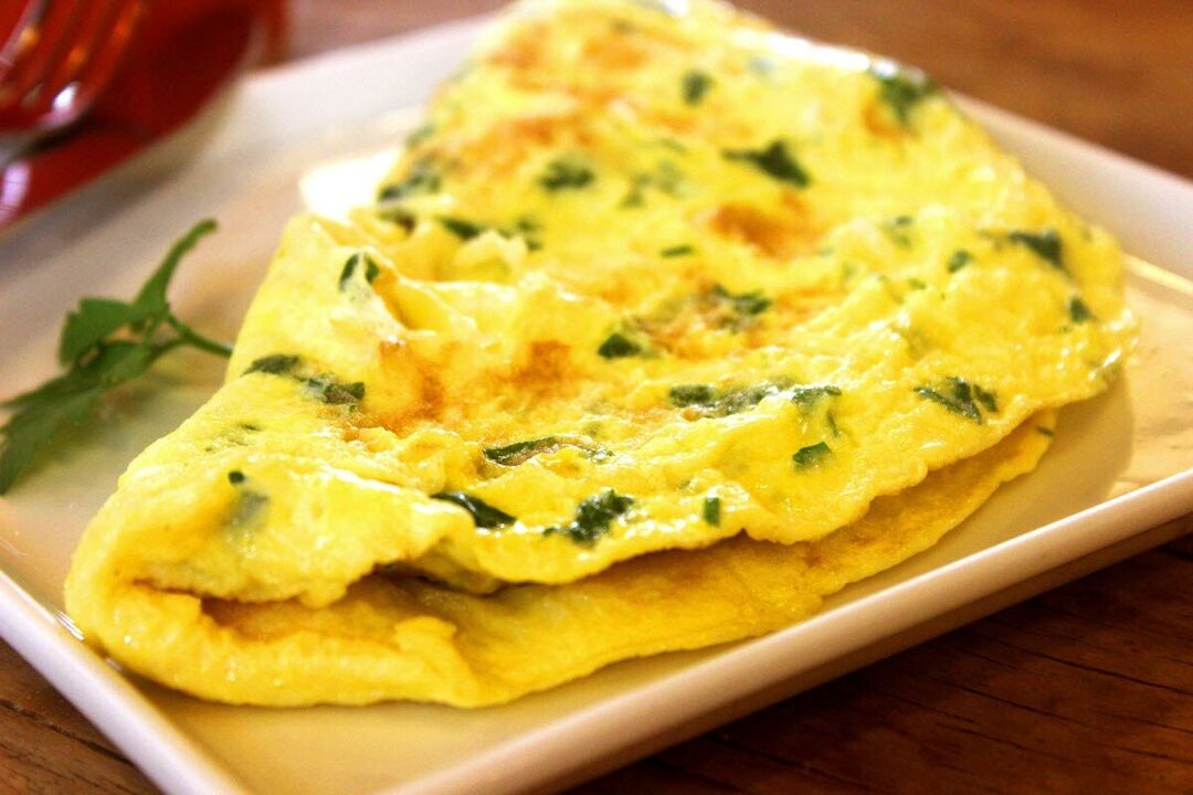 Omletas yra dietinis kiaušinių patiekalas, leidžiamas pacientams, sergantiems pankreatitu